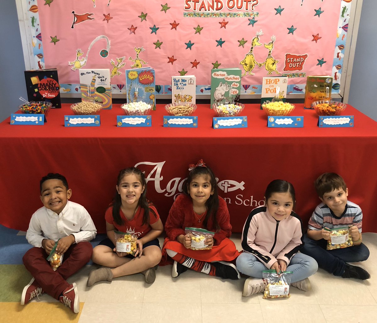 SchoolAgape's tweet photo. Thank you to our awesome ACS Parent Committee for providing our Stallions with a delicious snack bar. Each Dr. Seuss book was celebrated with a different yummy treat! Our ACS Stallions’ beautiful smiles say it all! Thank you parents! #agapechristianschoolmissiontx #missiontx #rgv https://t.co/Kiiv98poSm