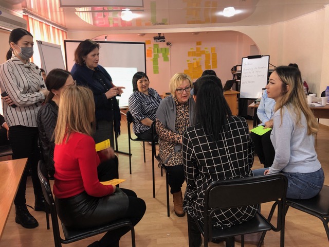 KFEIGConsortium's tweet photo. @KFEIGConsortium activities in #SHIPproject2 activity 1.1 Master class on The Modern Competence-based Nursing Education, Defining to five health care needs in society. Experts Hannele Tyrväinen&Jaana Perttunen @JAMK_fi @MinzdravRK @WorldBankECA #socialhealthinsurance @HAMK_UAS https://t.co/8lSYRS5Ppw