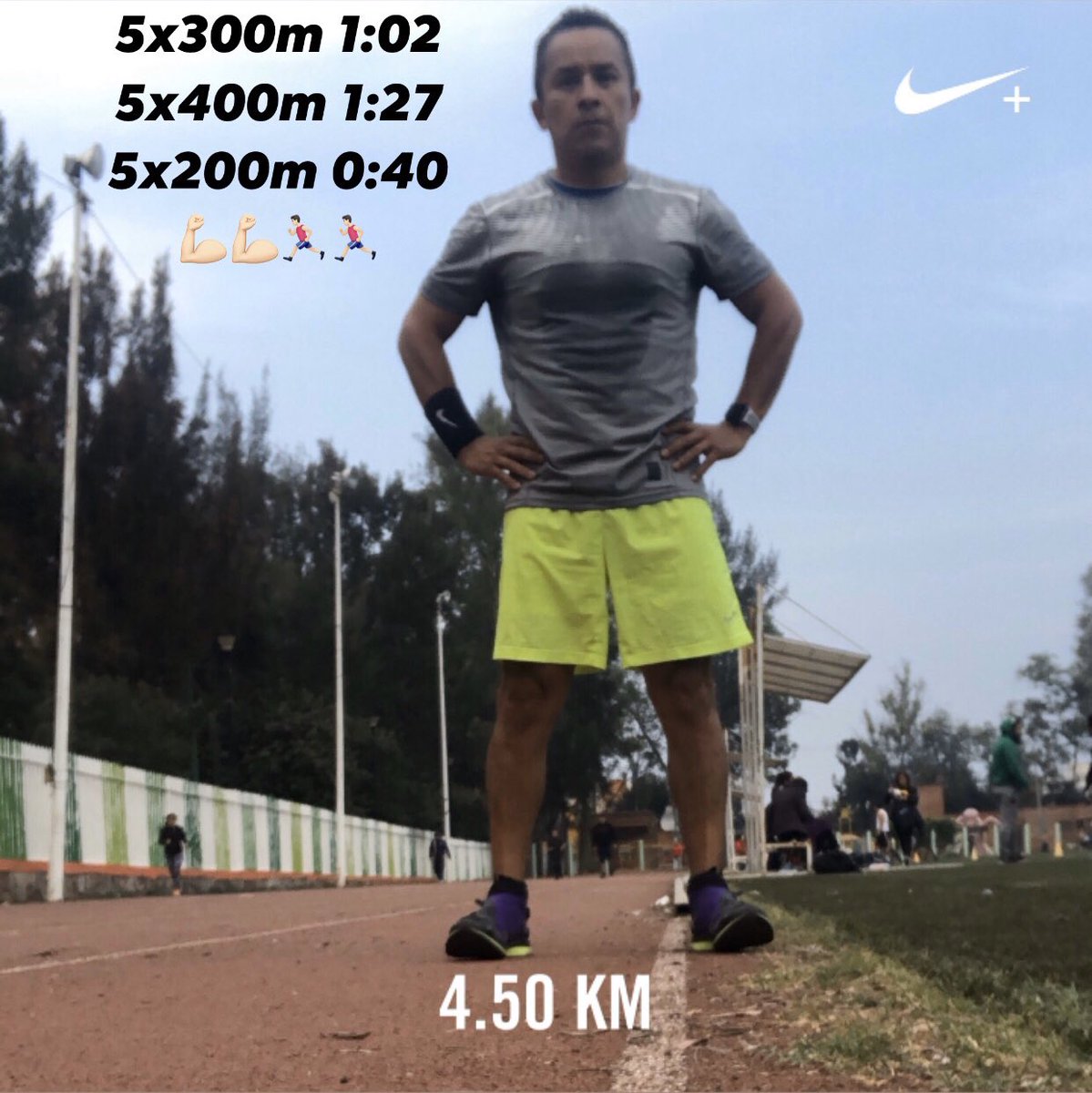 LaloChacon's tweet photo. Γltimo entrenamiento en pista de preparaciΓ³n #UnitedNYCHalf #1:32:00 ππ»ββοΈππ»ββοΈππ»ββοΈπͺπ»πͺπ»πͺπ» @Nike @teamnike #justdoit
#nikerunning #soyrunnermx #yoelegicorrer #templorunner #yomarco #fortysrunningcrew #aquiyaentrenamos https://t.co/quFkPlzdGU