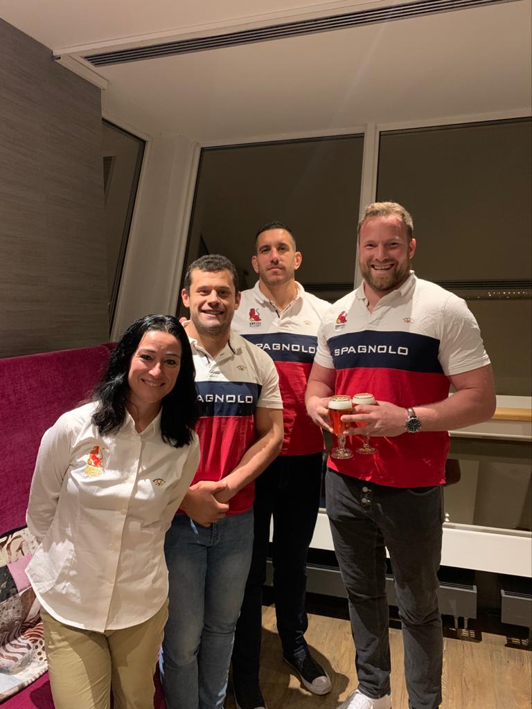 Chami_Rugby's tweet photo. La representación de @silverstorm El Salvador 🏉 con @ferugby 🇪🇸 en Bélgica 🇧🇪, con @mar_rugby_rugby
, @Viti_5_ , @MWF_5 y @VicenteDelhoyo

💪 ¡Buen trabajo con esa victoria! https://t.co/lI4XWtVoGK