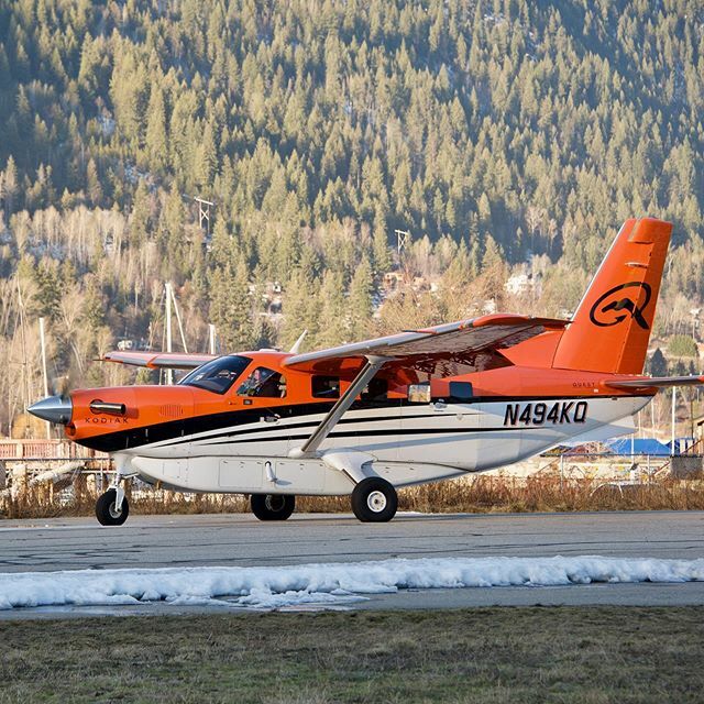 Quest Kodak 100 spotted a few weeks ago at CZNL!
.
.
.
#questkodiak #questaircraft #kodiak100 #kodiak100nation #cznl #nelsonbc #turboprop #pt6nation #n494kq #generalaviation #generalaviationlovers #questkodiak100 ift.tt/3aFFCwH
