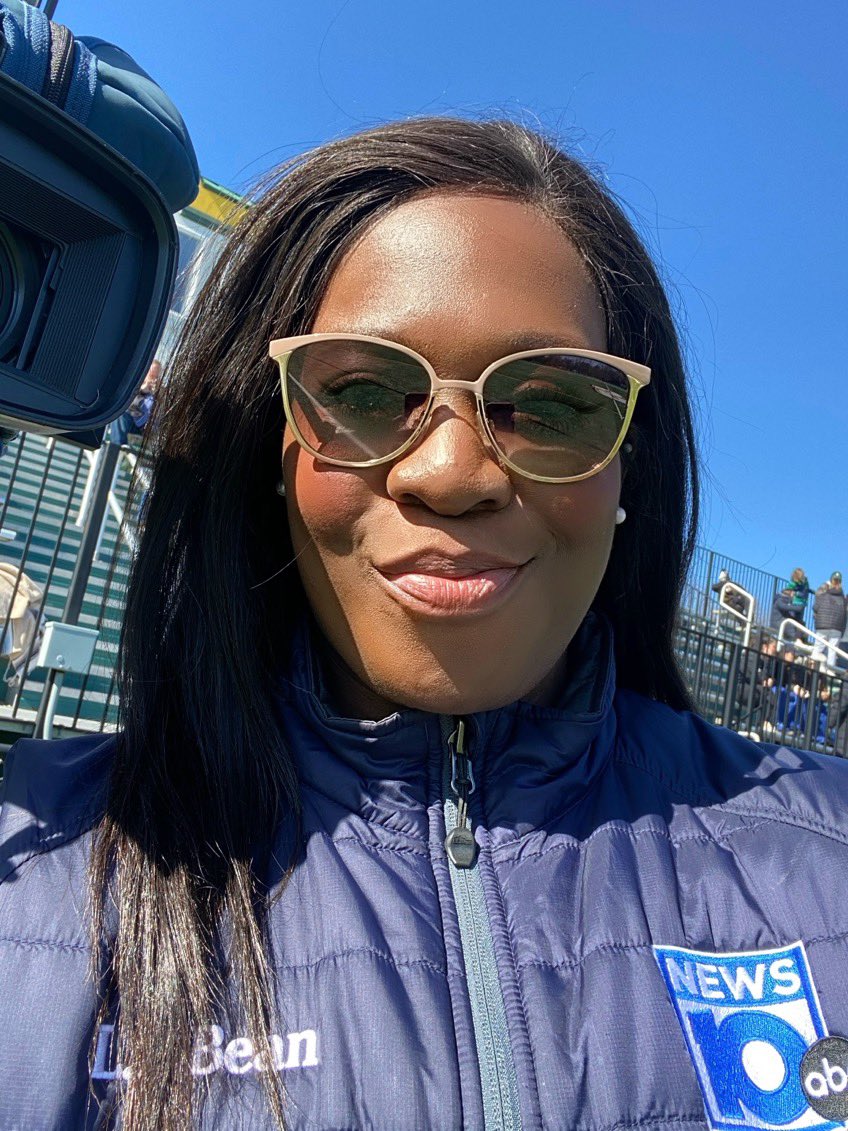 KatyaonTV's tweet photo. You can always catch me with a camera.
The sun is giving me the feels today.
@SportsMediaLife #lacrosse #sunglasses๐ #womeninsports #neverworkadayinyourlife #news10abc @WTEN #lovingthisweather
It was a tad chilly though ๐ #Imalwayscold https://t.co/1TCU9d3rjg