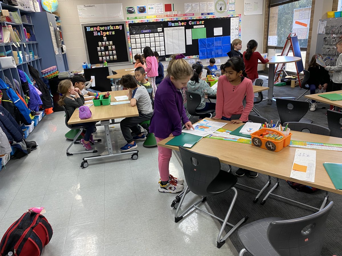 MrsStewart019's tweet photo. My class enjoyed our community brochure swap! @MsHeuer20 #inspire96 https://t.co/xSXCyfQuP1