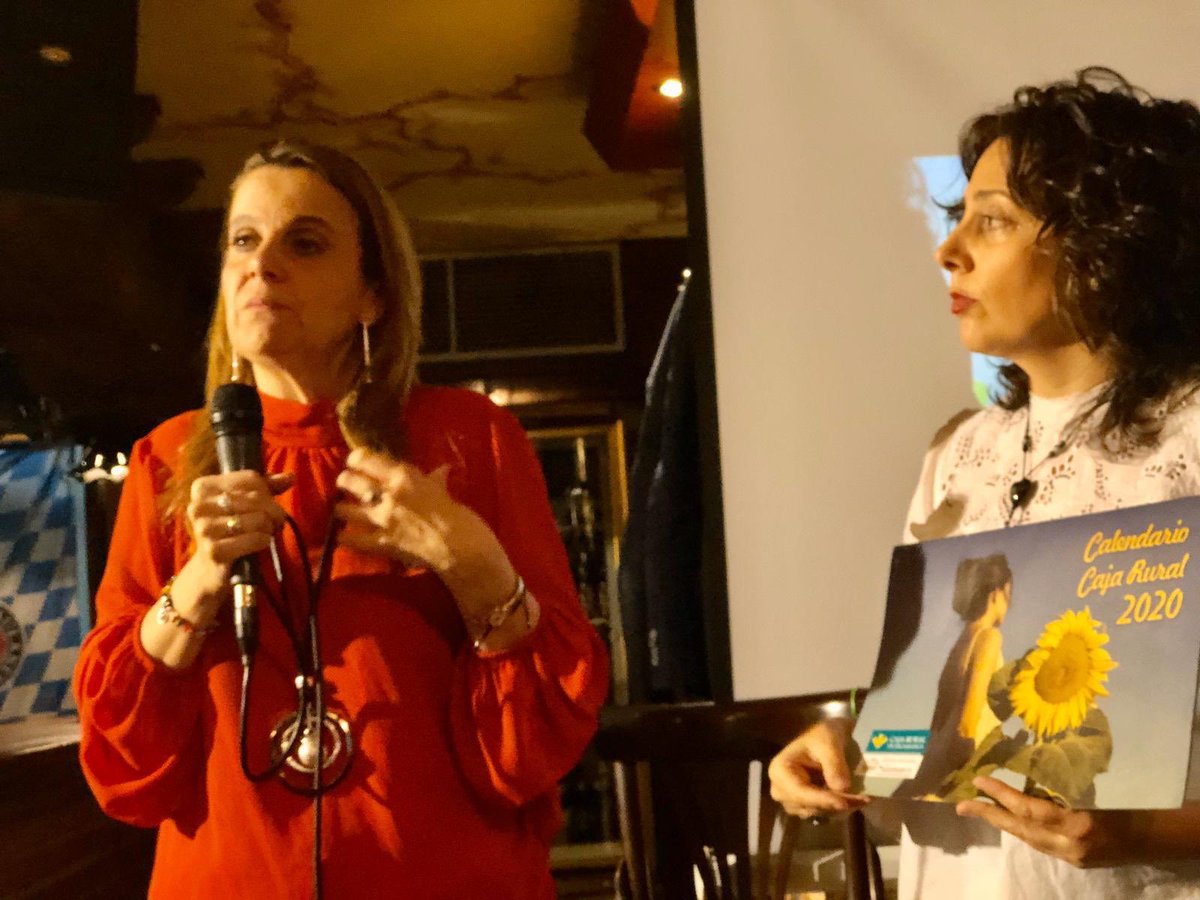 Gracias a <a href="/Marisol_Munoz_M/">Marisol Muñoz Mulas</a> y h-acciónate por su invitación a #ctcomunicacion. Un placer compartir debate con <a href="/d_a_n_i_e_l_t_/">Daniel Torres Mancera</a> y Javier Leon.