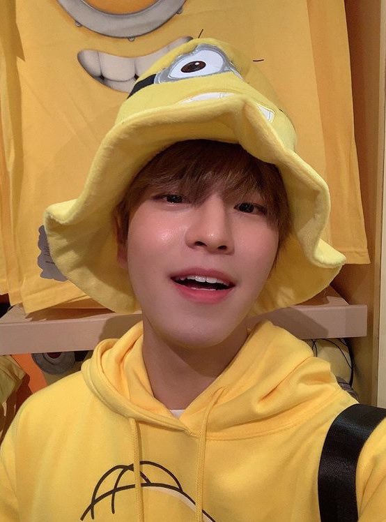 — 200307  ↳ day 67 of 366 [♡]; dear seungmin, today i felt really happy and that has not been like this in awhile also when you posted i felt like my day was complete, you make me immensely happy by simply posting, i love you to the moon and back my little guardian angel