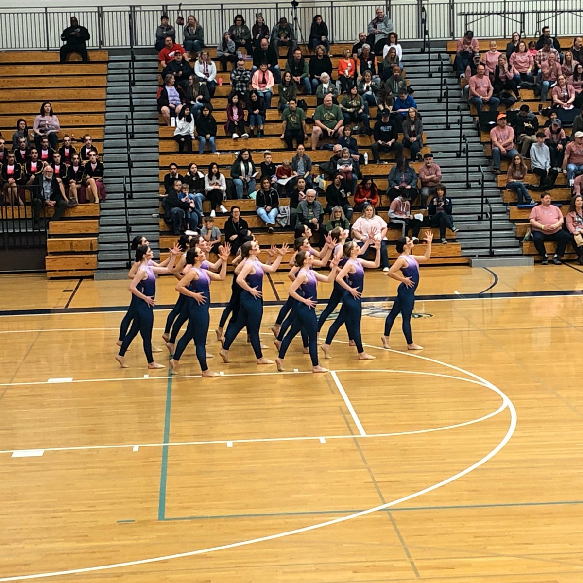 vcvaliants's tweet photo. Fantastic job by #Charisma at the Liberty HS Dance competition today! #BeValiant https://t.co/d7Ws5kv9MF
