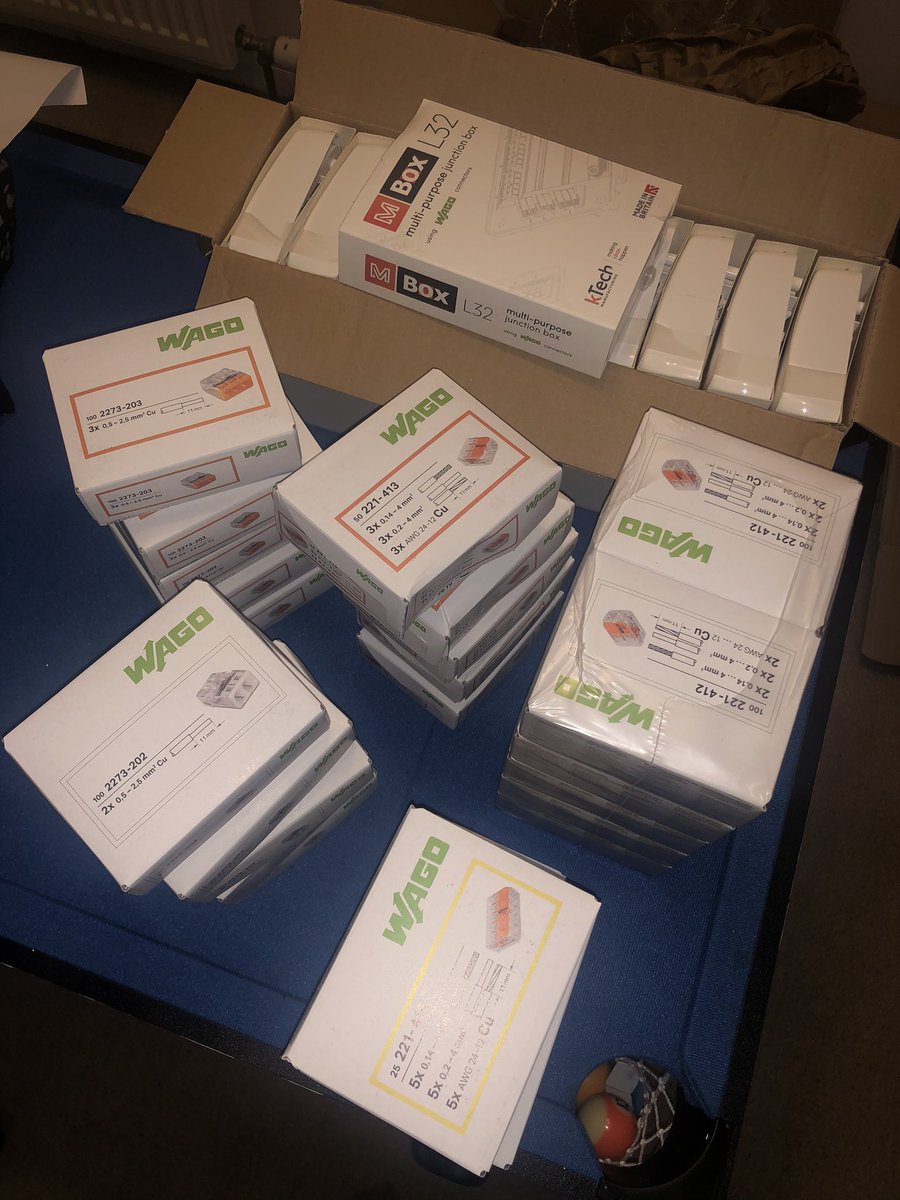 New supplies -
Should keep us going for a couple@of weeks @WAGOLimited <a href="/tlcdirect1/">TLC Direct</a> <a href="/Shop4_Elec/">Shop4 Electrical</a>