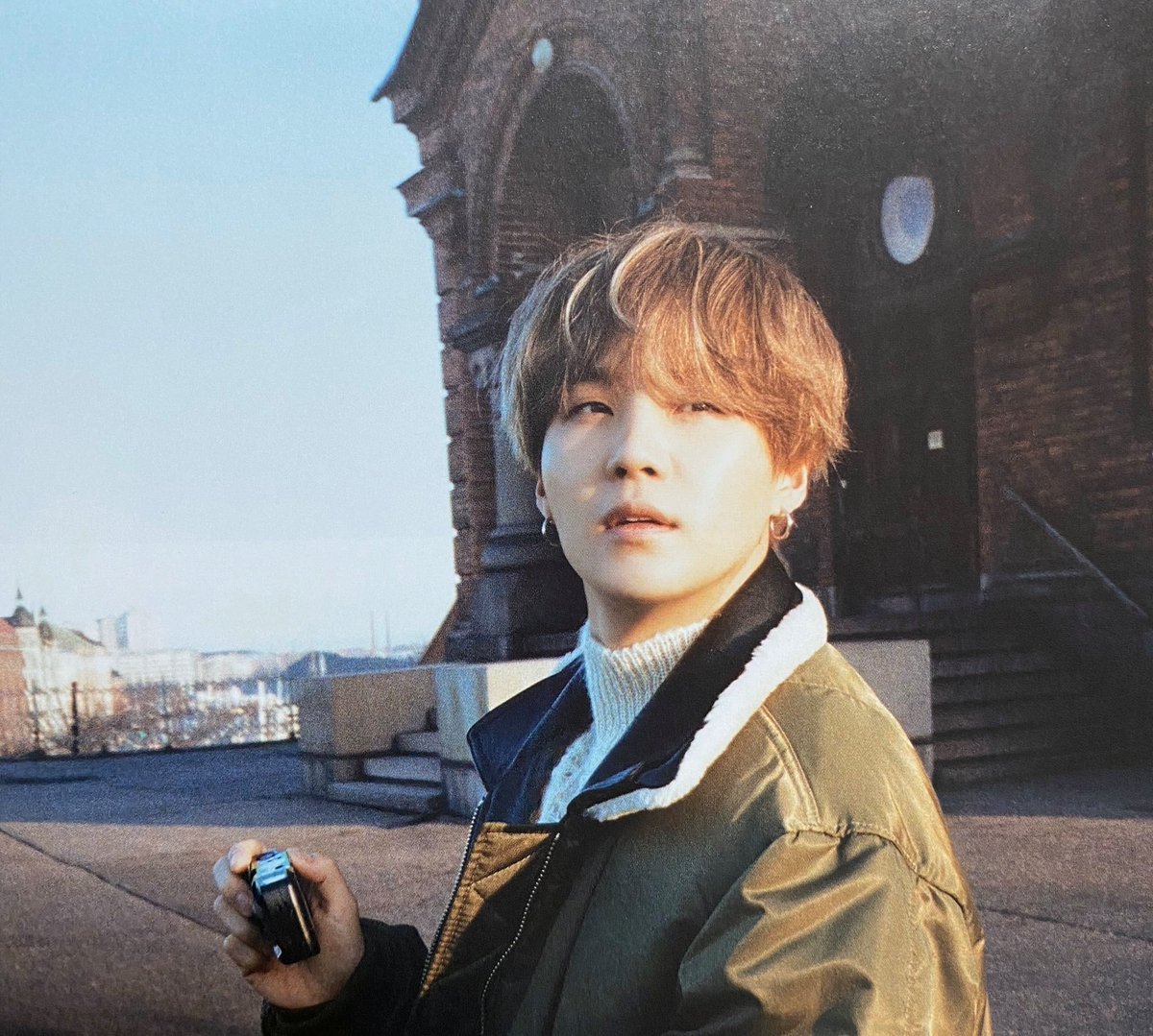 crazyseidj's tweet photo. Showing this man some well deserved love. He's soooo sexy. Both physically and mentally πππ
#bts #suga #yoongi #MinMarch #Meowch
Tagging my fave hoes! Enjoy your weekend @tastybibimbap7 @Noona_N_World https://t.co/dq7mmDpDbk