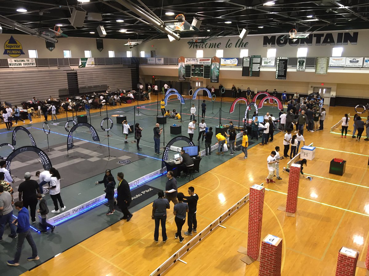 ScienceLRios's tweet photo. Had a blast with the first AGS (@AGSHurricanes) drone racing team!  Our amazing students showed off their drone piloting skills at the drone racing competition on March 7th!  Thank you @REC_Foundation 
@FTWRobotics! #AGSturns20 https://t.co/yYnOm2uSRn