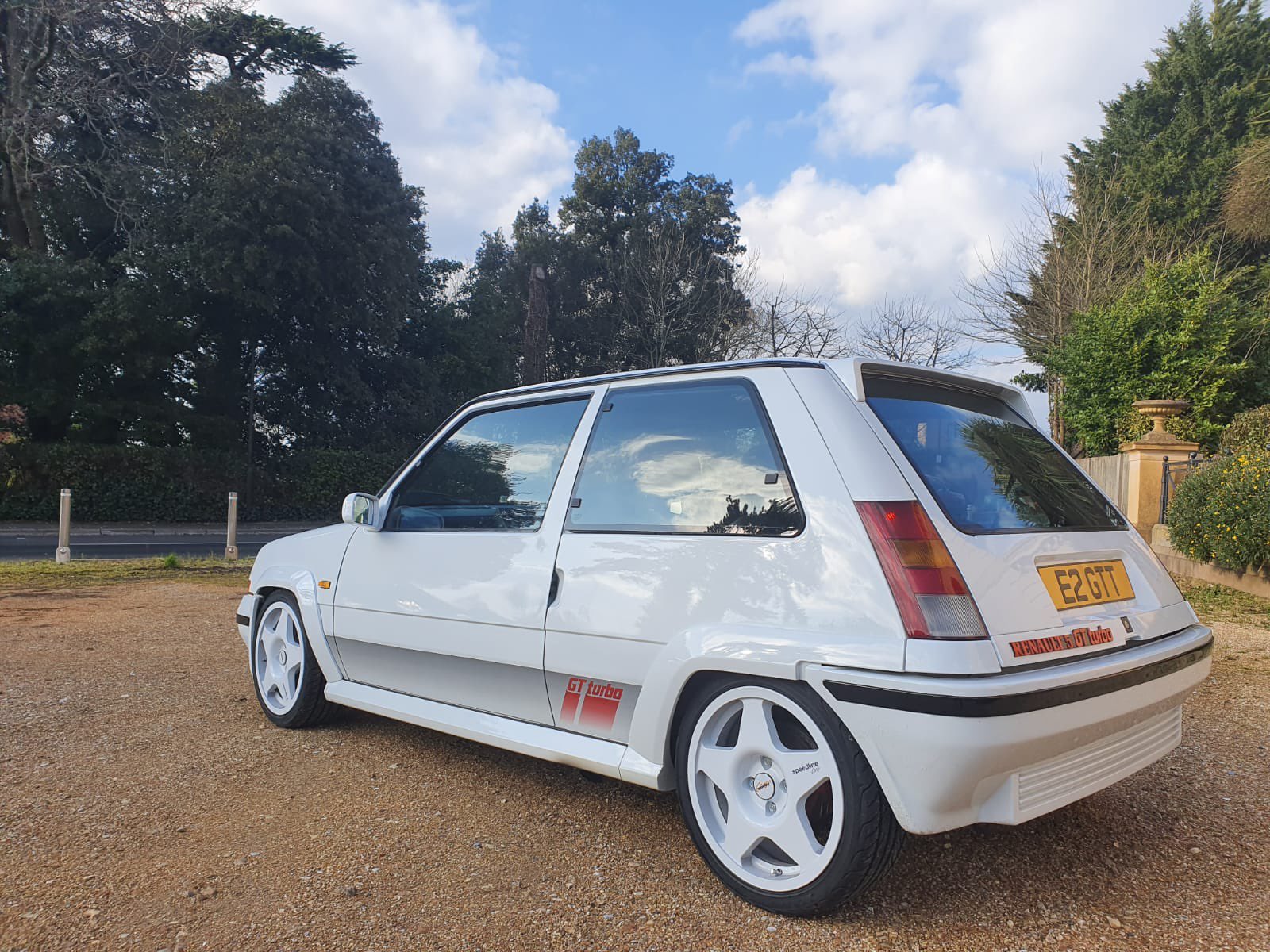 Ivor Braiden on Twitter: "Immaculate Renault 5 GT Turbo nicely fitted for  the final retro look with @SpeedlineCorse #type2110 wheels 7x16. Very  complimentary indeed. https://t.co/uIpIqVkZYw" / Twitter