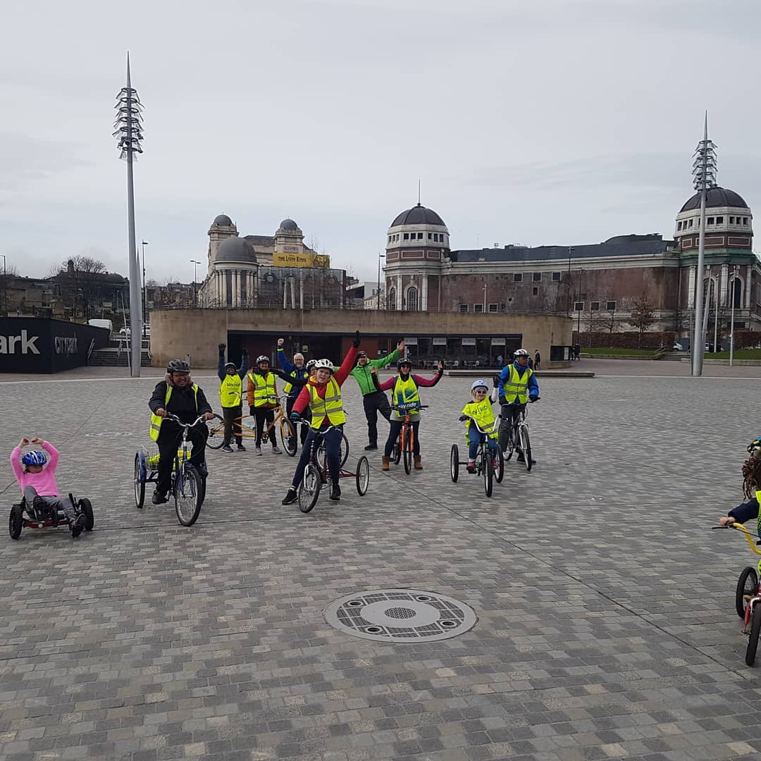 timcurtisart.bsky.social (@timcurtisart) on Twitter photo Another lovely <a href="/bradfordcharity/">Bradford Sports</a> <a href="/CityParkBD/">City Park, Bradford</a> session this morning <a href="/Active_Bradford/">Active Bradford</a> Another lovely <a href="/bradfordcharity/">Bradford Sports</a> <a href="/CityParkBD/">City Park, Bradford</a> session this morning <a href="/Active_Bradford/">Active Bradford</a>
