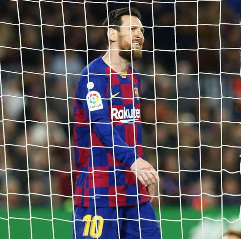 WeAreMessi's tweet photo. Messi has been booked for three consecutive games for the first time in his Barça career. https://t.co/Pz2WI4gksz