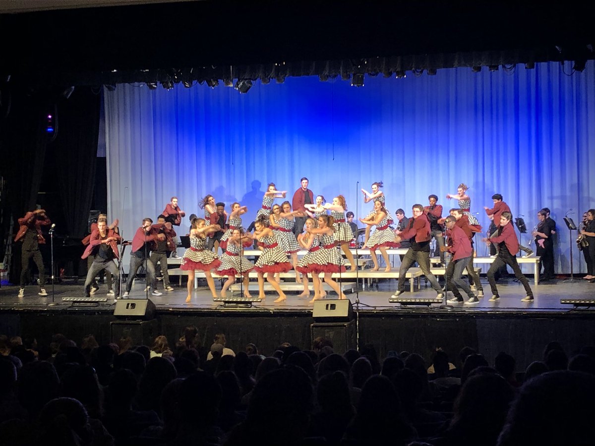 Great job by Matoaca’s show choir at the Koste classic!  <a href="/matoacahsathlet/">Matoaca Athletics</a> @MatoacaHigh @MatoacaMurray