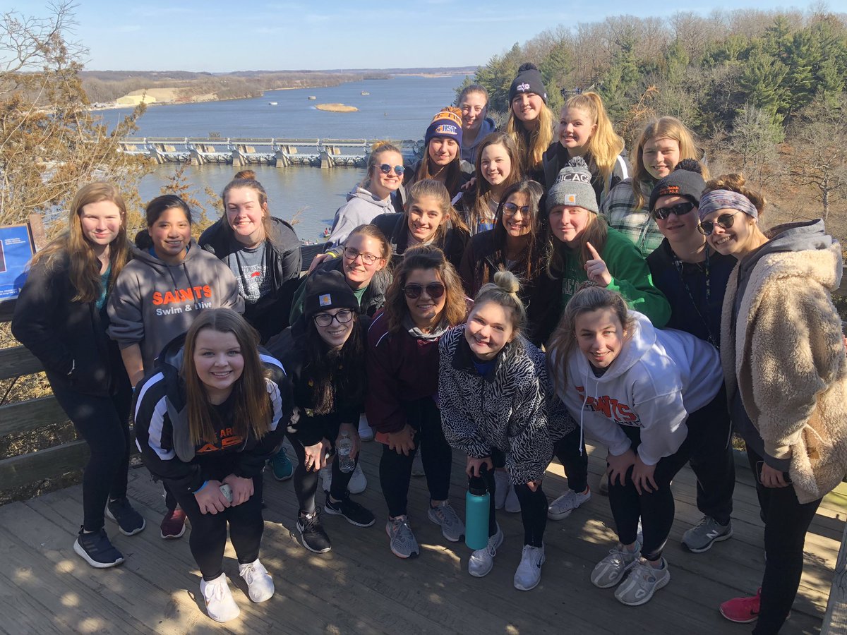 STCEGirlsWP's tweet photo. We did it! 💪🏼🖤🧡 #teambondingtrip #saintswaterpolo #starvedrock @STCEathletics @RichterJim @STCEBoosters https://t.co/CuKKgDVwoe