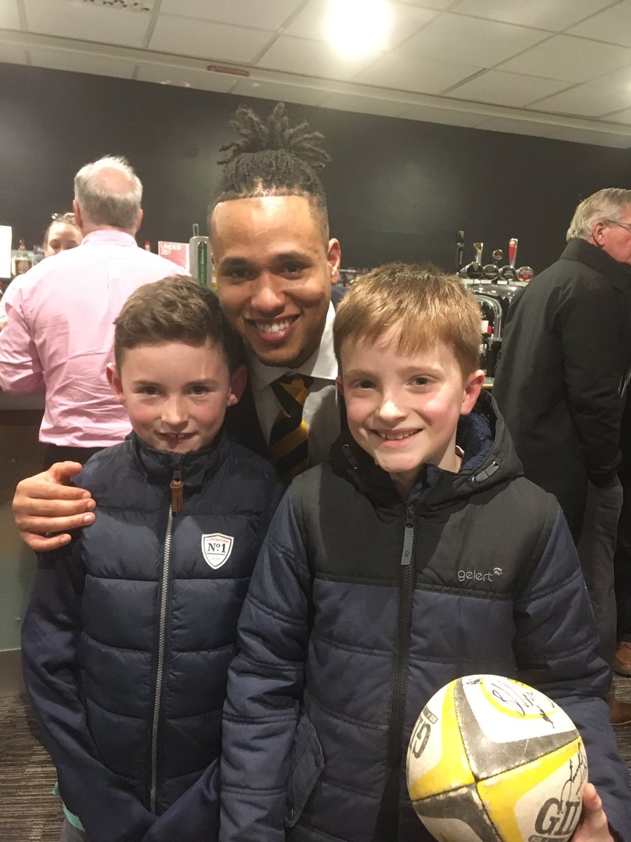 reenax1's tweet photo. @WaspsRugby @RicohArena Great game - thanks for all the players post game for making 9 yr old “best birthday ever”! https://t.co/SLKGA8GkNm