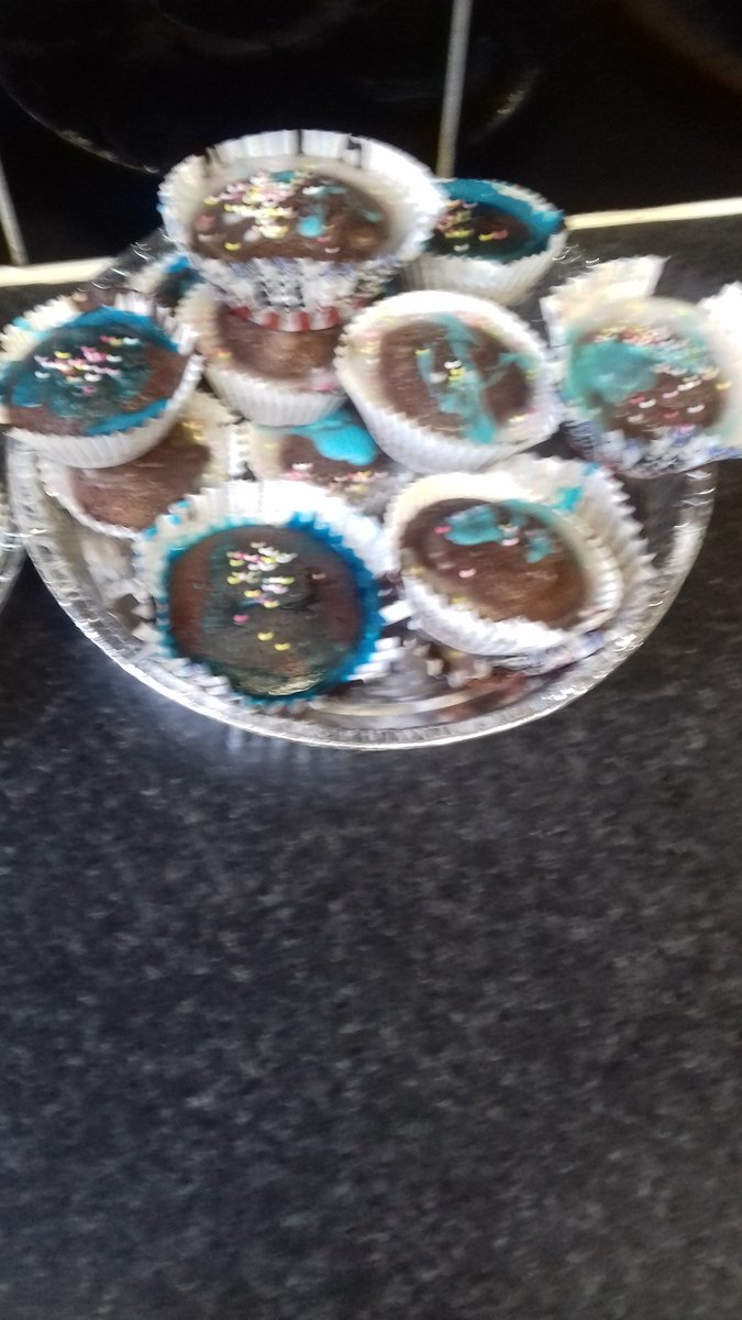 liamnclaire's tweet photo. Bit of a cooking lesson in our house today ☺ https://t.co/VffUsM5Scw