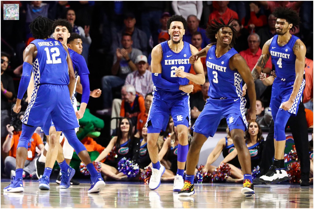 CoachCalArk's tweet image. I like my team!