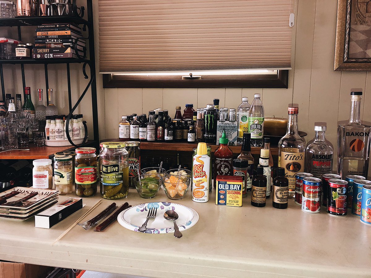 I couldn’t go to the Bloody Mary Event in Duluth today, so my dad made a Bloody Mary Bar for us🥰😂