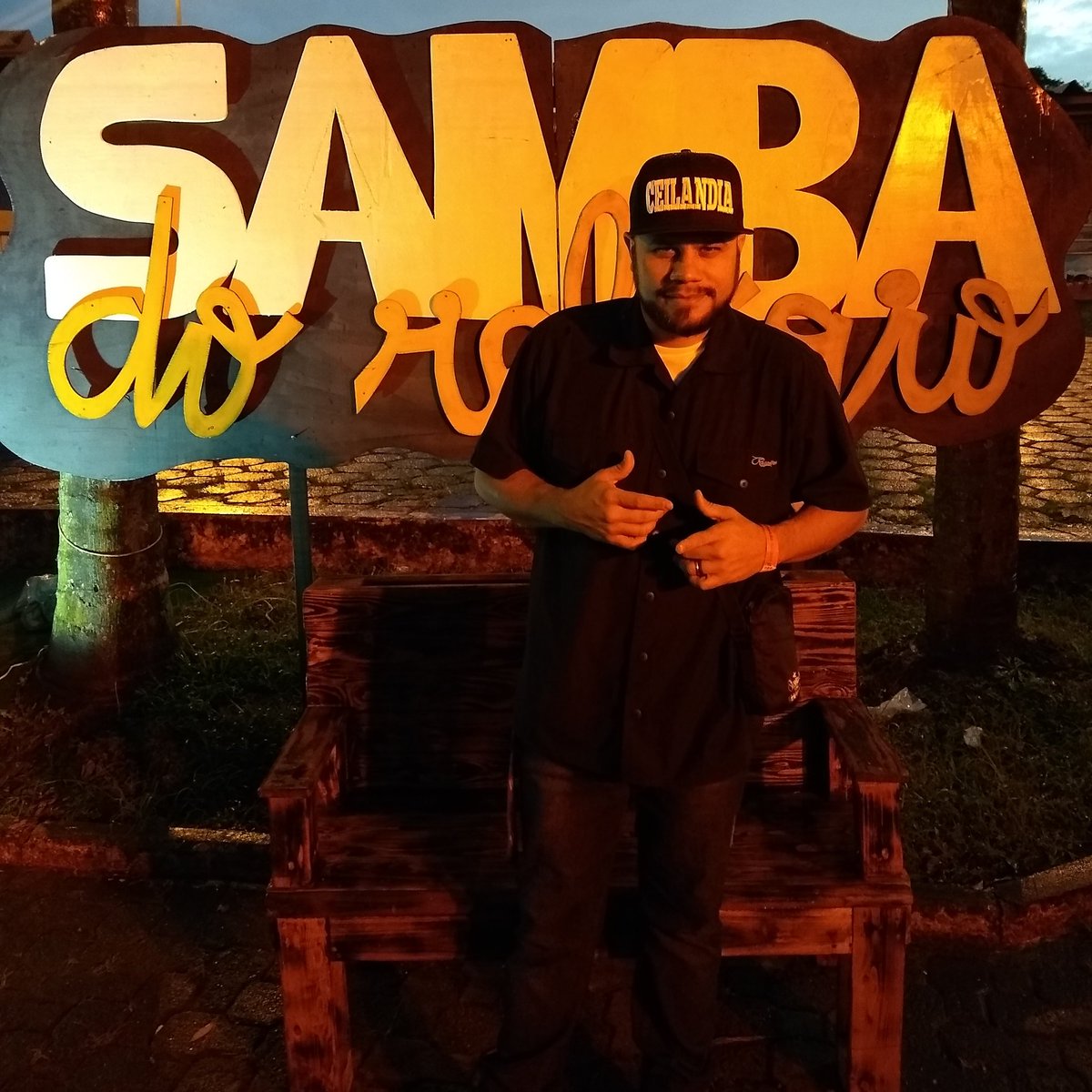 maxmacieldf's tweet photo. Hoje é dia de Samba BB....
Mais um @ruasconvida..
#MinCidadania
#institutocaixaseguradora
#RUAS
#RuasConvida
#jovemdexpressao https://t.co/df9QSuOx9z