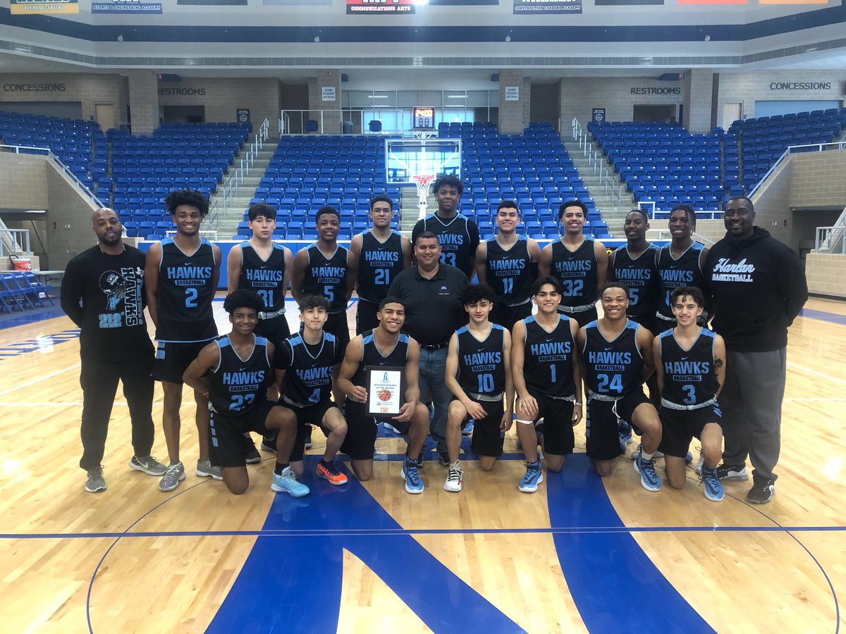 Congrats to Coach Hall and the Harlan basketball team on a great season . Proud of these young men . Represented our school and community like the champions they are ! <a href="/harlanhoops/">Harlan Hoops 🏀</a>