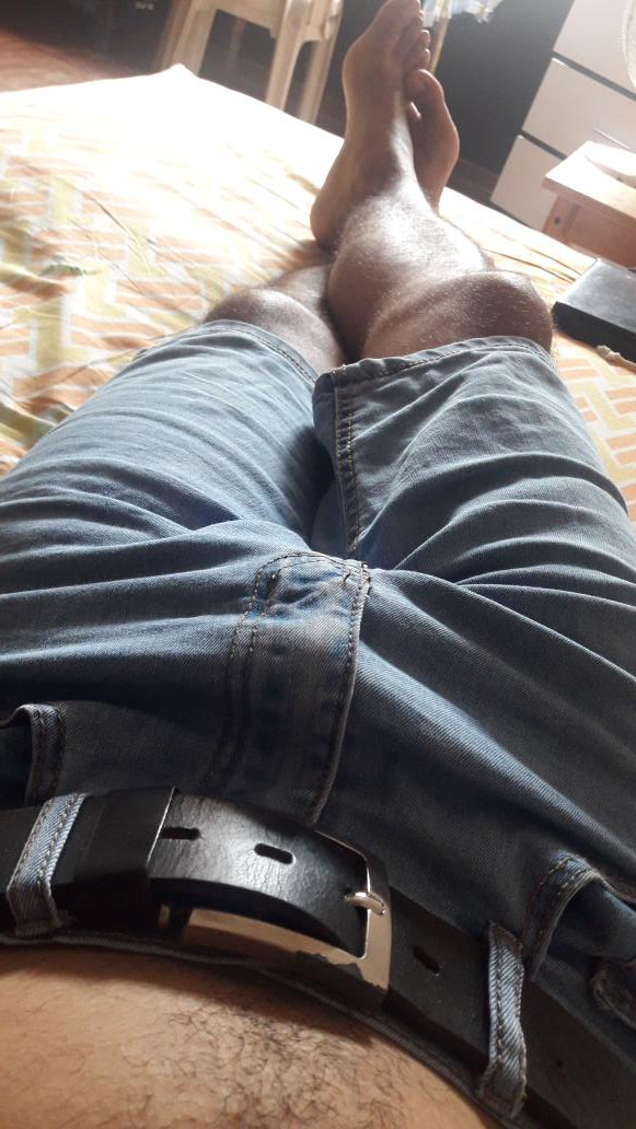 Jess16142160's tweet photo. Con calor, con ganas de morbo, ganas de hablar, de salir.... Jajaja que ladilla vale. https://t.co/OyzowuyYdJ