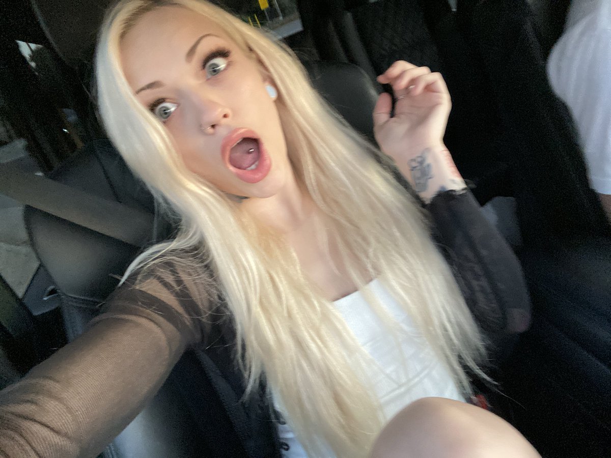 XArtDotCom's tweet photo. Grown Woman Lives Her Life As A BABY! https://t.co/QJcYF0pybd via 😂😂@jamarispeaks we need you critiquing everything on https://t.co/gyqeyNOiv4 and https://t.co/Y2ZtIXGVnb franzi and I started at https://t.co/M0WHPgFhJf but you never fail to crack me up! #allingoodfun ❤️Coco https://t.co/I0n6QZ6tIc