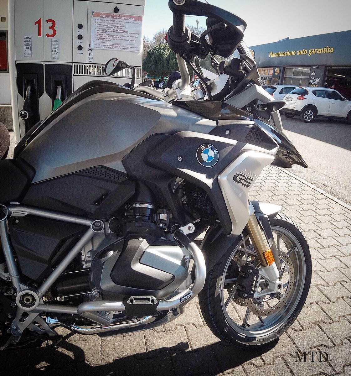 MotoTouringDay's tweet photo. 13 numero fortunato 🍀
#MTD #mototouringday #motogs #gs1250 #motobmw https://t.co/BF2Wm80Txj