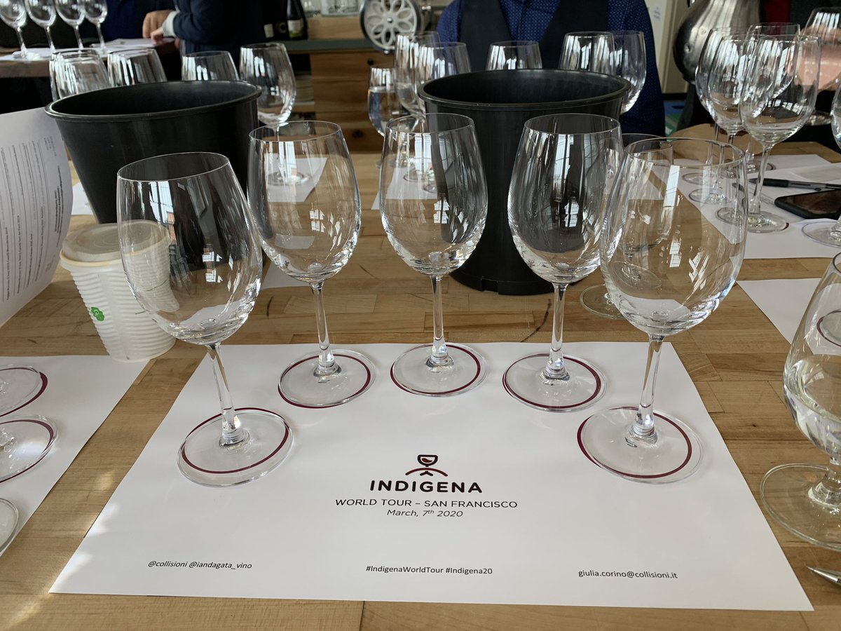 z5todd's tweet photo. Great indigenous Italian wine variety tasting #IndigenaWorldTour with @Iandagata_vino. Thanks to Ian D’Agata and Iris Rowlee for this San Francisco stop. https://t.co/v3jSZixmW3