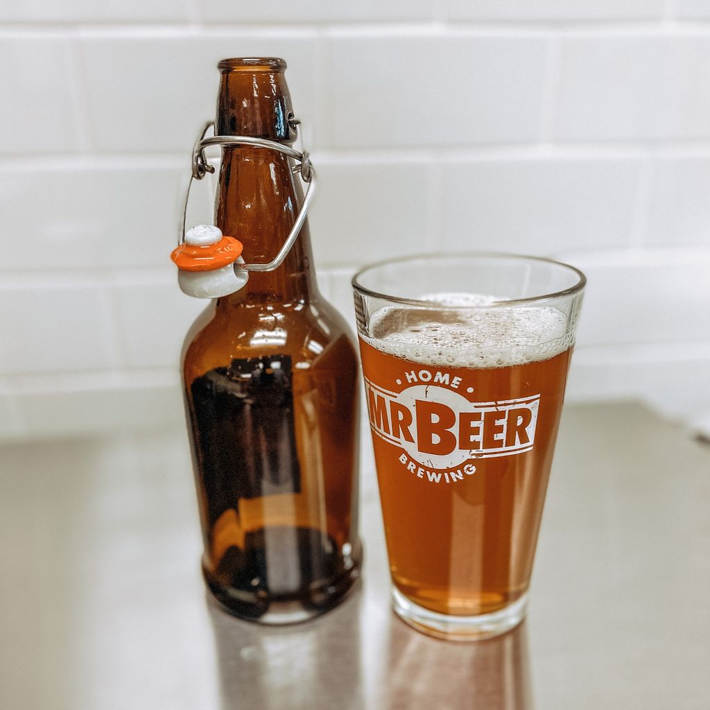 Brew Tip for Swing Top Bottle Users
.
When using swing top bottles with rubber seals, make sure you wet the seals with sanitizer prior to closing. This will help your bottles seal to the best of their potential and minimize the risk of leaks. 
.
Cheers!