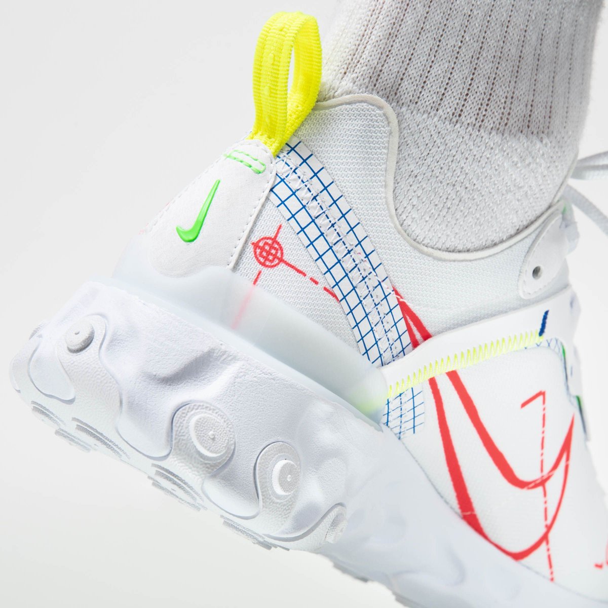 titoloshop's tweet photo. Nike React Element 55 "Schematic" available in 3 colorways NOW online.
shop ➡️ https://t.co/SGBGvU7Aj7
style code 🔎 CU3009-101 / CU3009-100 and CU3009-001⠀⠀
#nike #nikereact #reactelement55 #schematic ⠀⠀⠀⠀
#titolo #titoloshop https://t.co/cAcGmzp2j6