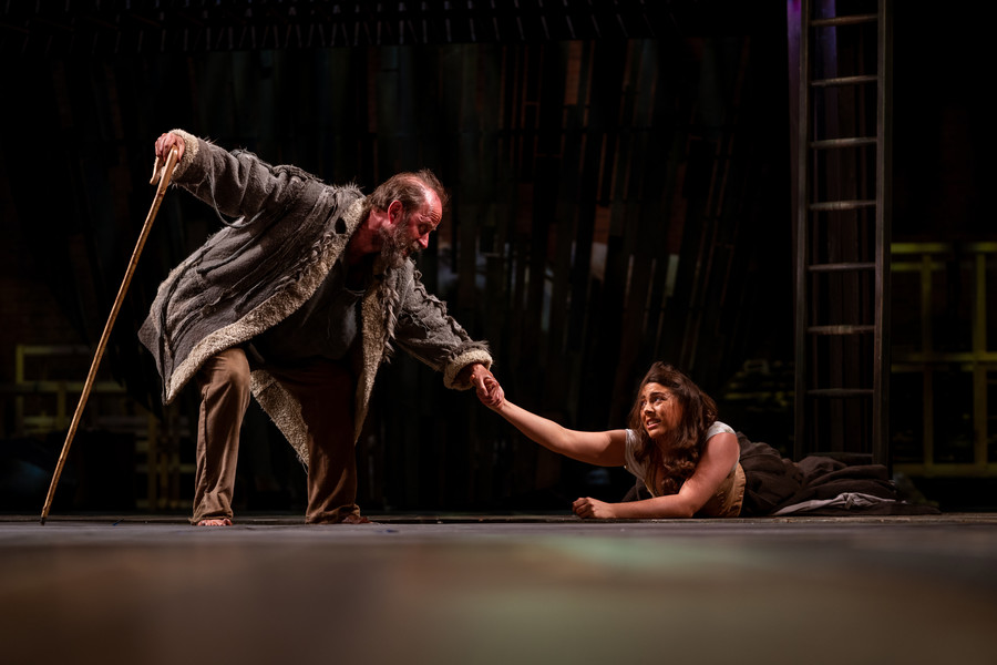 Grand_Theatre's tweet photo. ★★★★ ‘Inventive, playful, captivating...A bonkers trip to the Forest of Arden’ - Daily Telegraph.
Book your tickets for @TheRSC’s #AsYouLikeIt >> https://t.co/PKSeDZCp48
#ShakespeareWeekend #GrandWKND https://t.co/oWgCGdbFSN