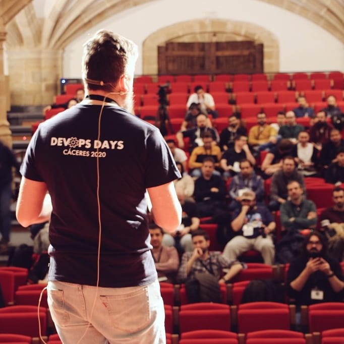 NeoVasili's tweet image. Two intense days with great people, learning and sharing experiences. Very happy with the result and much more happy to have the privilege of be part of this amazing group. Thanks to all the people that made this happens #DevOpsDaysCC20 @DevOpsDaysCC