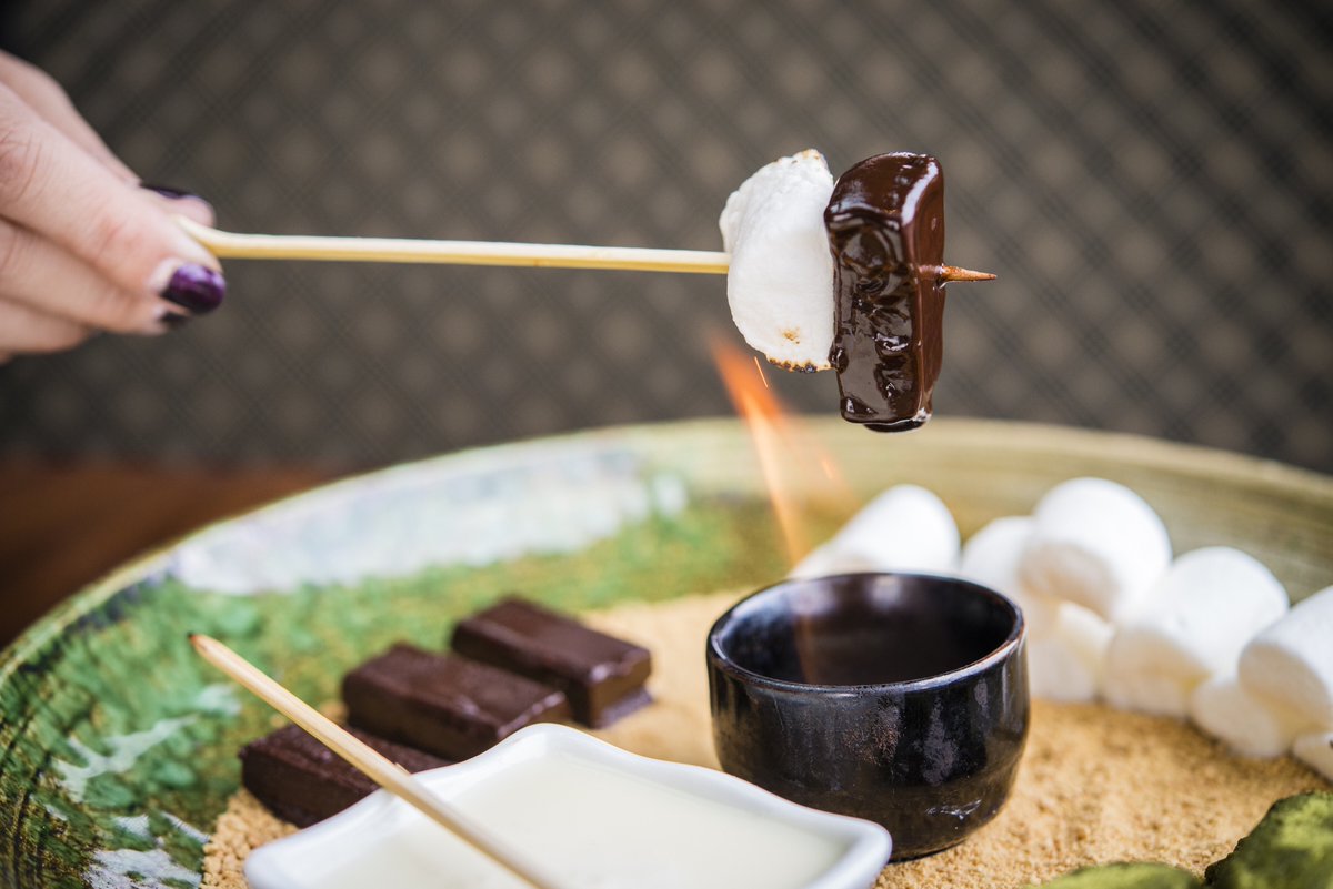 Roku Sunset tweet media