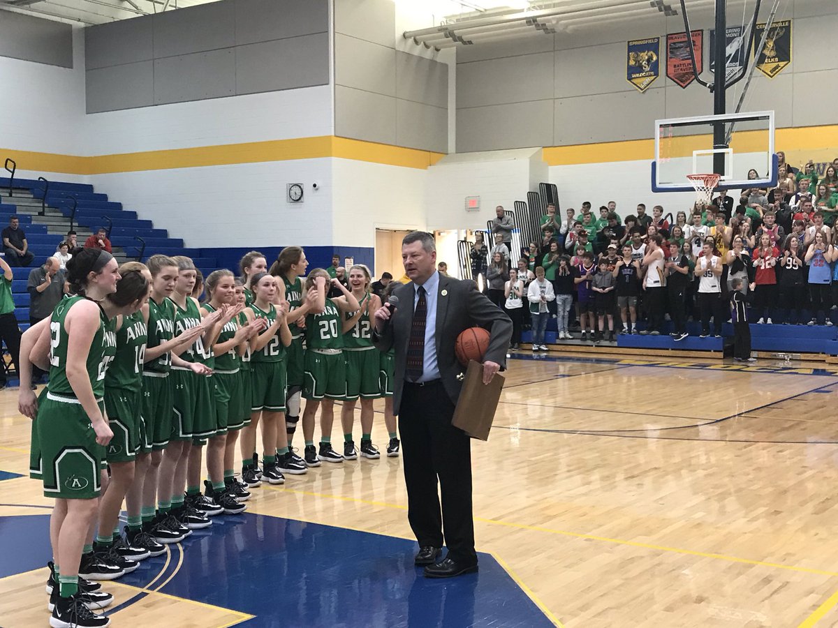 Anna’s Girls 🏀 advances to the STATE next weekend in C’bus w/ thrilling 40-39 win over Purcell-Marian — Ella Doseck buries 2 FT’s w/ 1.6 seconds ... Lady Rockets play next Friday at 3:00 @ St Johns Arena ; Congratulations to Coach Maurer, his Staff and the LADY ROCKETS !!!!
