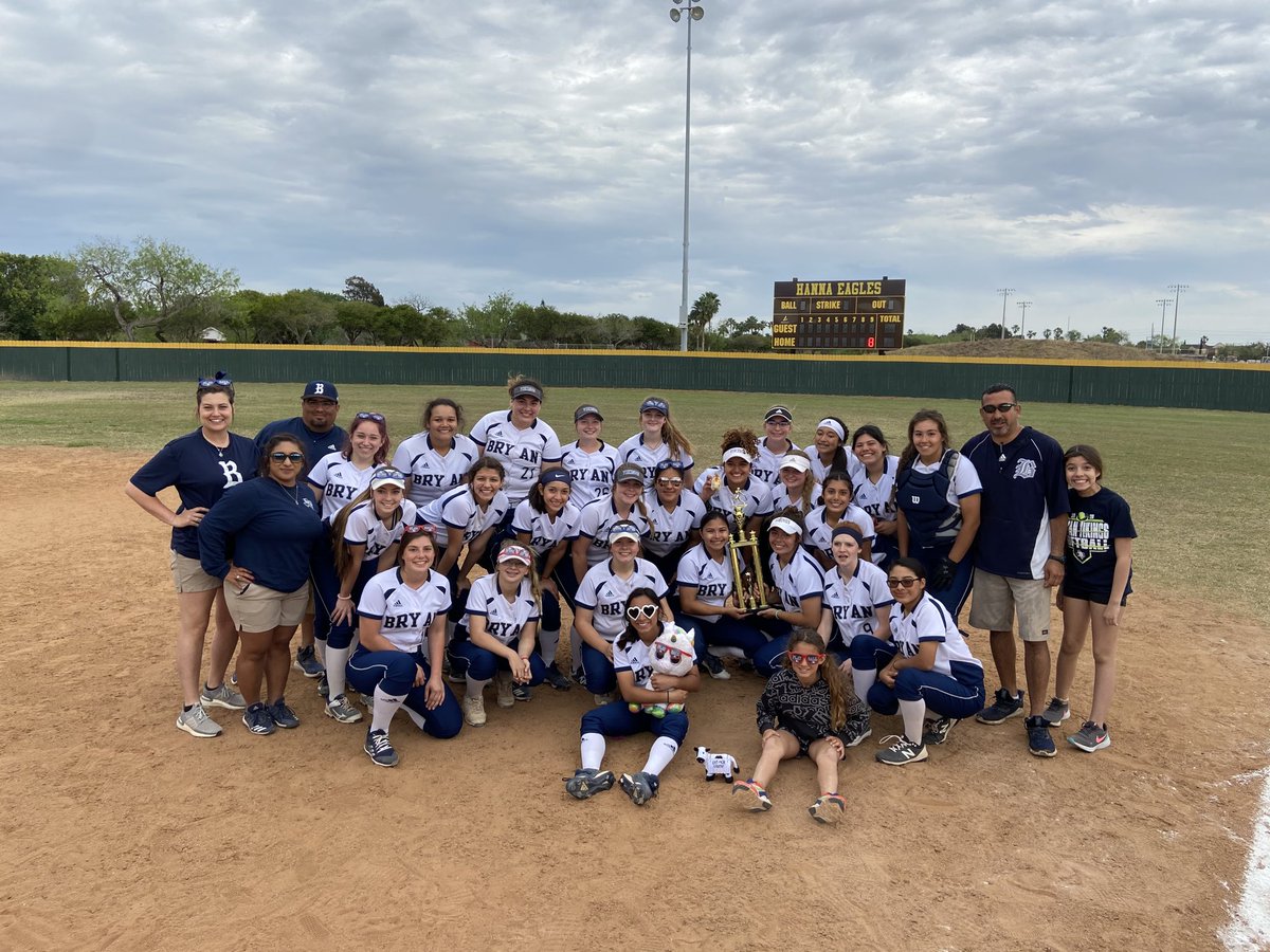 nathanrod0124's tweet photo. Hard work does pay off indeed. The lady Vikes worked hard this week in Brownsville. 6-0. Win over Edinburg Vela 8-1!!! ⁦@BHSsoftball⁩ https://t.co/54kj44Q0qw