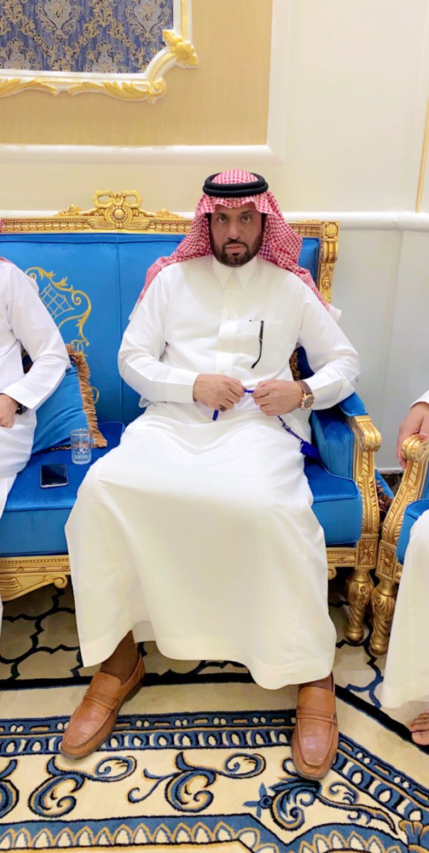 alhezman2's tweet photo. في ضيافة رجل الأعمال فهد بن عبدالله بن هوصان الحزيمي  في منزله بالرياض https://t.co/IihUCJVGxn