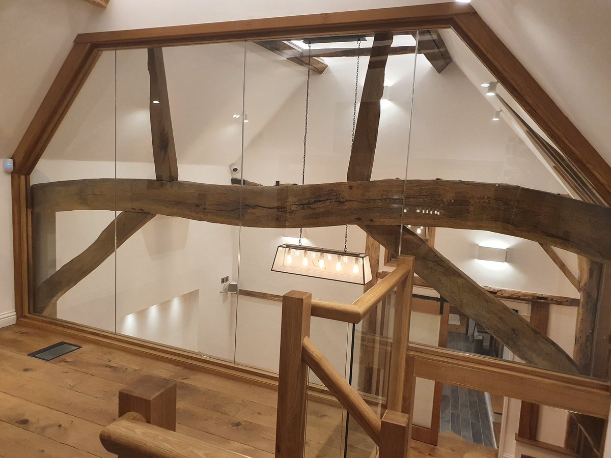 paulcleworth's tweet photo. #BarnUpdate Loads happening. 95% done. The oak floors have nearly been finished: sanding, colouring, oiling. The finishing touches take forever! Furniture and phones going in soon. The glass has finally been installed too. Moving day - Thurs 26th March. #granddesigns #barns https://t.co/hHEDRyw81S