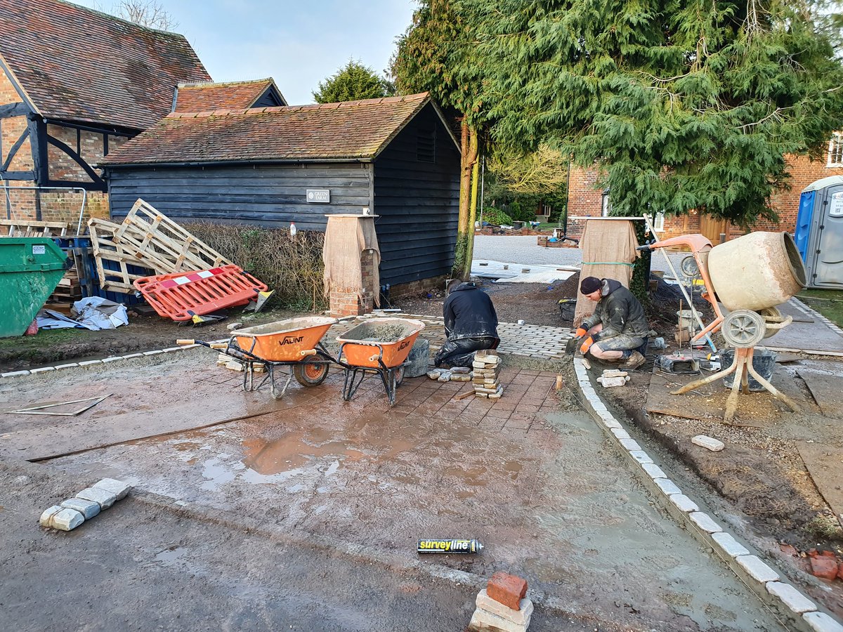 paulcleworth's tweet photo. #BarnUpdate Loads happening. 95% done. The oak floors have nearly been finished: sanding, colouring, oiling. The finishing touches take forever! Furniture and phones going in soon. The glass has finally been installed too. Moving day - Thurs 26th March. #granddesigns #barns https://t.co/hHEDRyw81S
