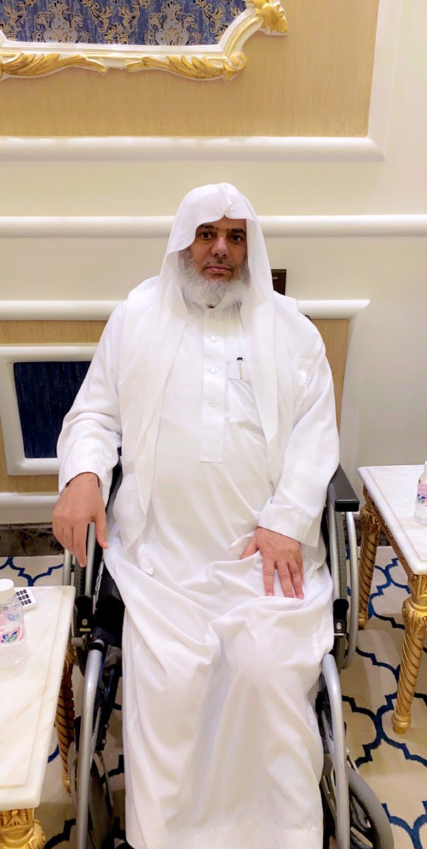 alhezman2's tweet photo. في ضيافة رجل الأعمال فهد بن عبدالله بن هوصان الحزيمي  في منزله بالرياض https://t.co/2dxk3fk2FR