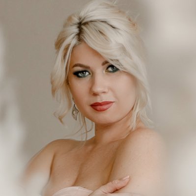 LADYNSAX tweet media