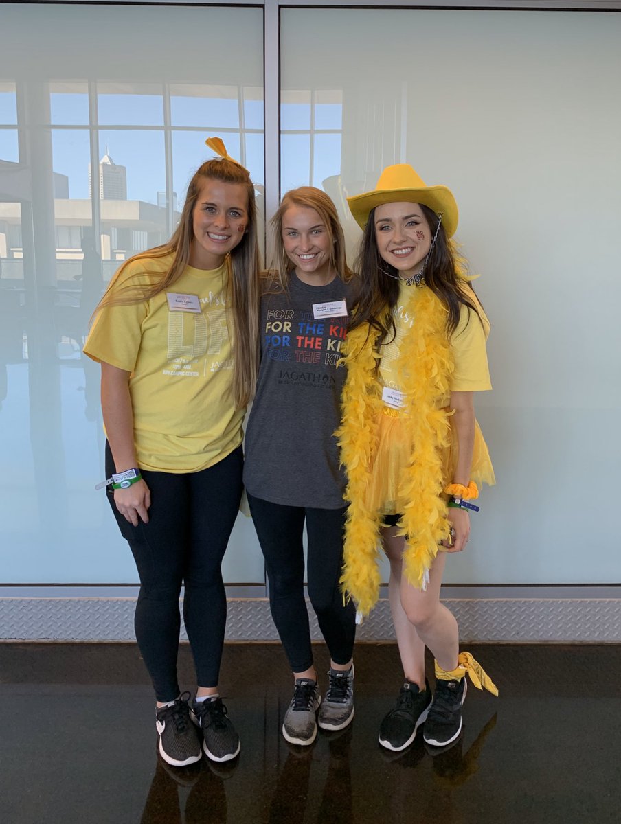leighac10's tweet photo. Y’ALL lots of EC Alum at the IUPUIDM ‼️ 5 hours down, 10 more to go. This gets me so excited for ECDM on May 15th and all the miracles that are being made For The Kids❤️ Help me create miracles: https://t.co/6BADQm9gog https://t.co/5Z7TC8j6BI