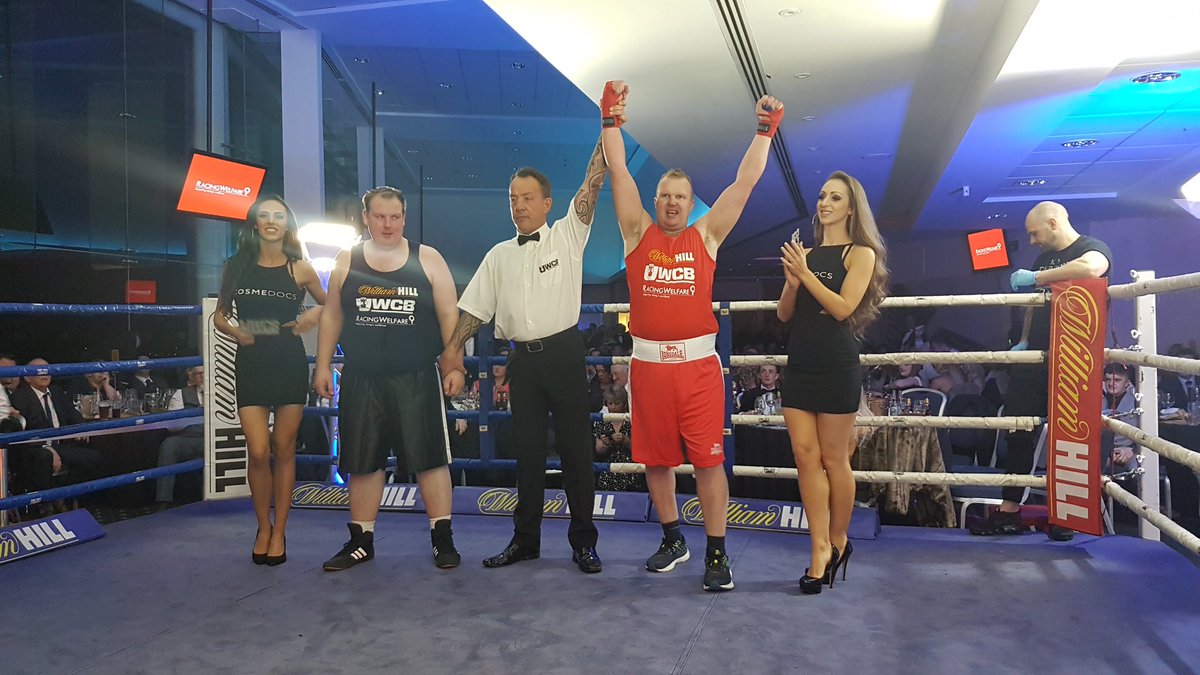 Racingwelfare's tweet photo. 🔔 DING DING FIGHT 9
RYAN ‘THE FURIOUS FARRIER’ BATTY vs GEORGE ‘THE BIG SHOW’ ILLINGWORTH
🏆The winner is RYAN ‘THE FURIOUS FARRIER’ BATTY!
#RacingStaffBoxing #TeamRacingWelfare #UWCB
@WilliamHill @WillHillRacing @GsHorseboxes @YorkshireRacing @uwcb1 @StromsholmLtd https://t.co/vh7R1X4wpq