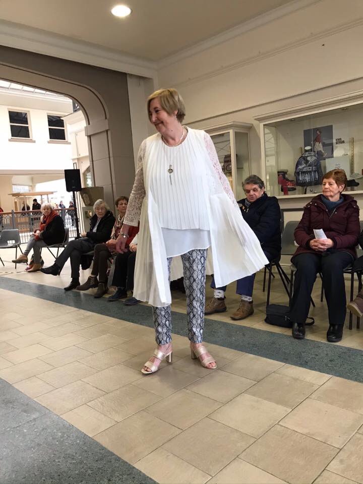 Joanne38096690's tweet photo. #supersat We're delighted to announce our fashion show @WSCKendal with @KlassCollection this afternoon raised a fantastic £135 for @RoyalVolService 👏🏻 Huge thanks to everyone who came along to show their support!💛 #IWD2020 #strongwomen #MakeADifference #volunteer #itsgoodtogive https://t.co/uR3I0hgWOm