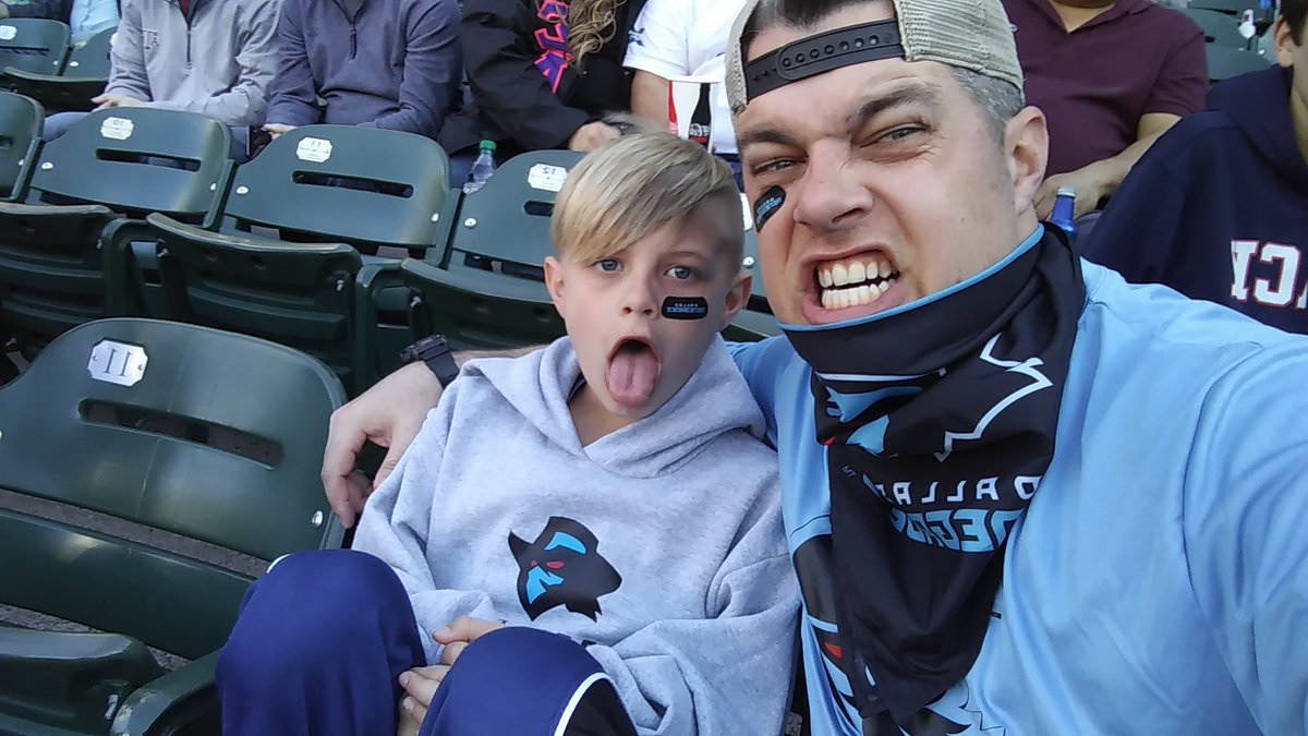 zurquhart's tweet photo. #offdutyindallas another great day for a game day @XFLRenegades https://t.co/y6AU1lkMqw