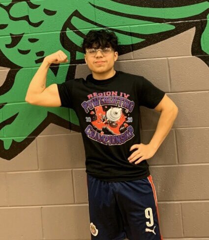 TEXAN SHOUT OUT TO Perfecto Hernandez for placing 5th at Regionals for powerlifting! #TexanPride! 🥳 @Aztec_God