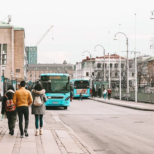 Heldag i Göteborg, nu en hotellnatt! En grymt nervös HV-match som slutade i vinst, sen på kvällen mys hos bästa vän! En väldigt bra dag helt enkelt. ift.tt/3aF9l9o
