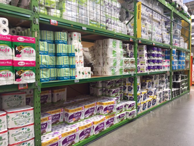 Plenty of toilet paper 🚽🧻 here on the shelves in New Zealand. Australia do you want to borrow some ????? #toiletpaperpanic #ToiletPaperApocalypse #toiletpaperwars