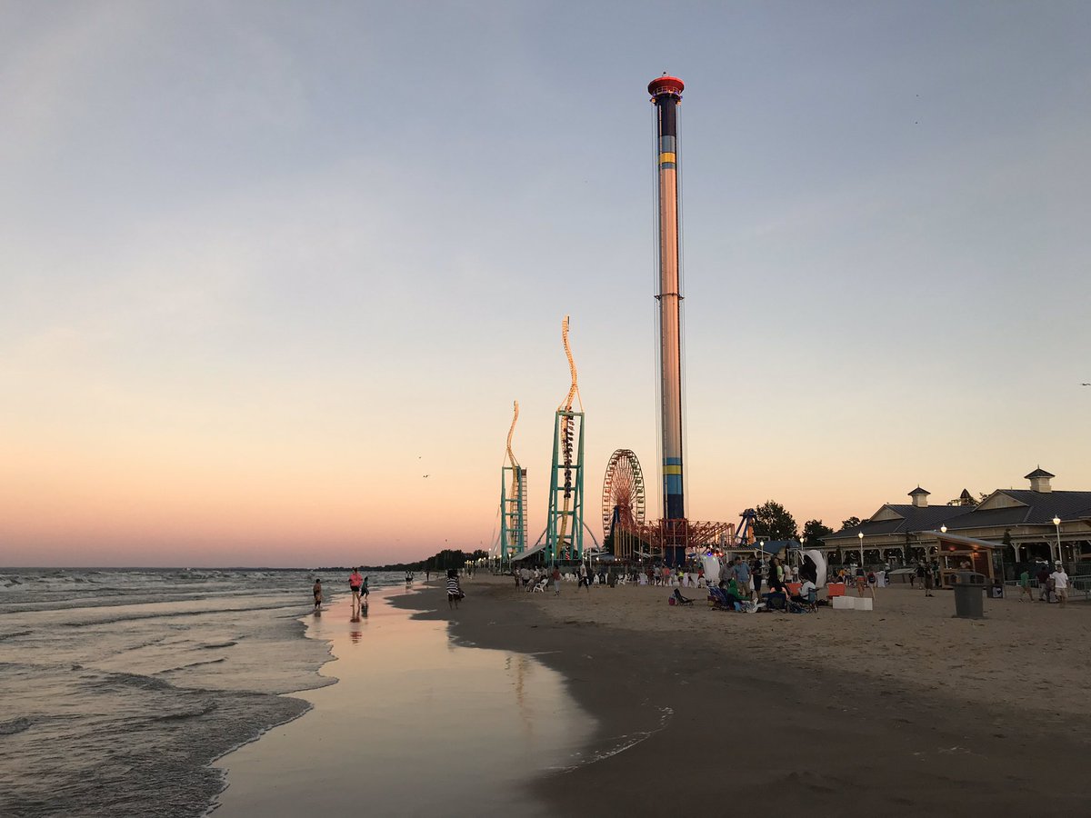 TonyClarkCP's tweet photo. Don’t forget to set your clocks ahead one hour tonight for ODGHFT (Opening Day Gets Here Faster Time). 

#CedarPoint #CP150 https://t.co/9N2DsGbDni