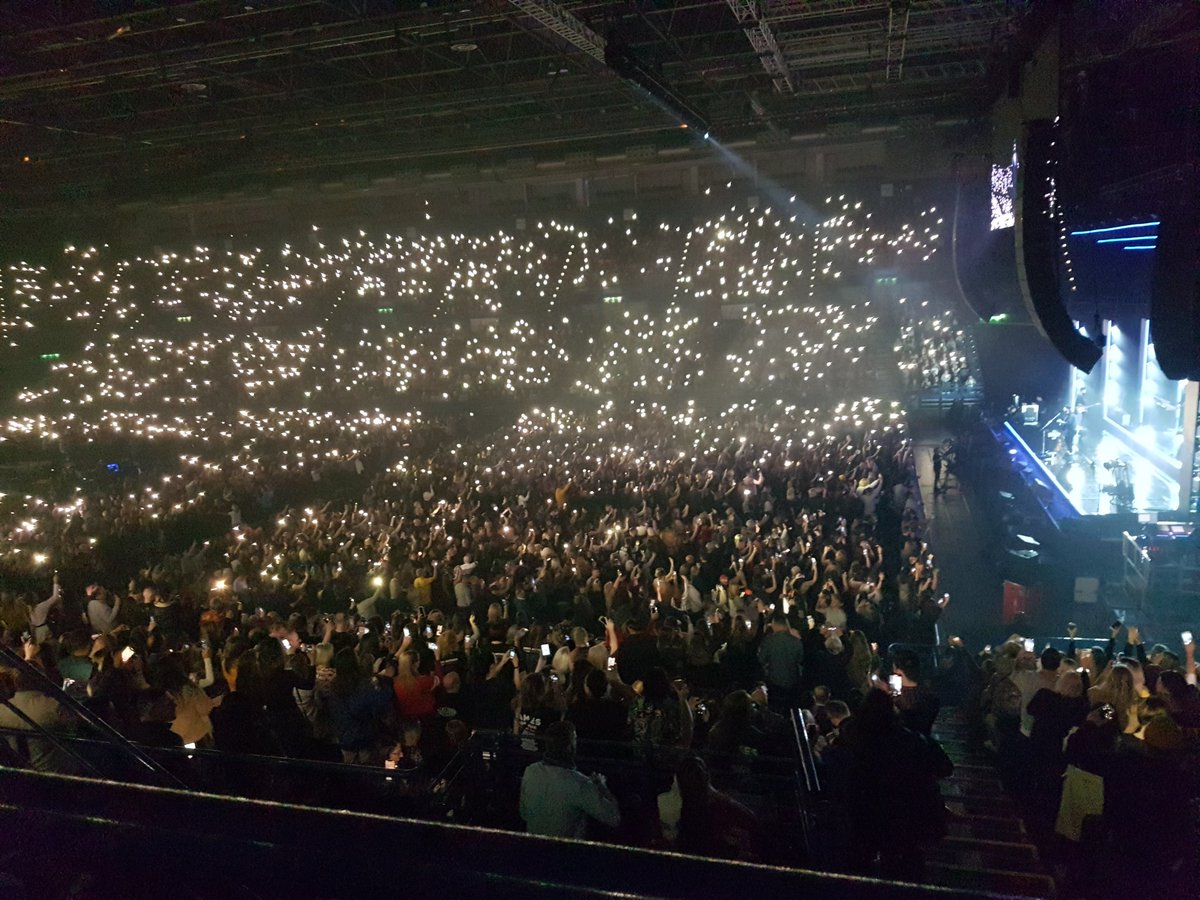 clack_tony's tweet photo. @JamesArthur23 Great Night in Birmingham tonight... Thanks https://t.co/Hynhgb92vc