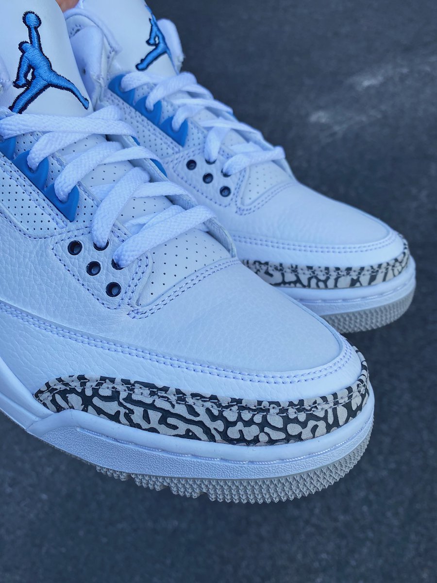 Iantunes113's tweet photo. Air Jordan 3 Retro “UNC” are a must cop. Thank you @FinishLine for sending over a pair 🙏🏽 https://t.co/0ieh65INN6
